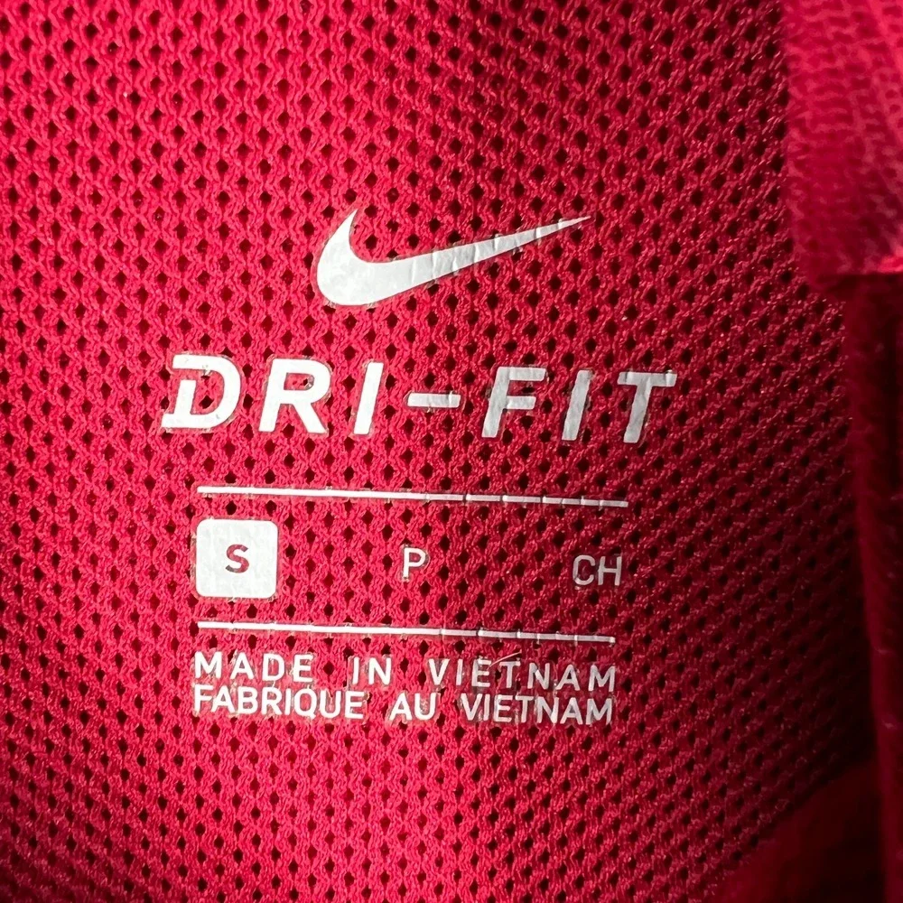 Nike Hoodie Sweatshirt Womens Small Red Long Sleeve Dri-Fit‎ Active Casual
